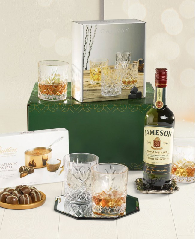 Whiskey, Glasses & Treats Gift Hamper